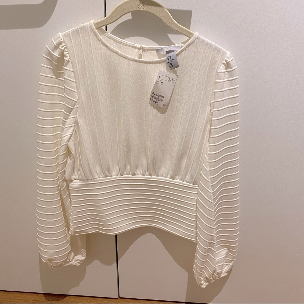H&M cream textured blouse
